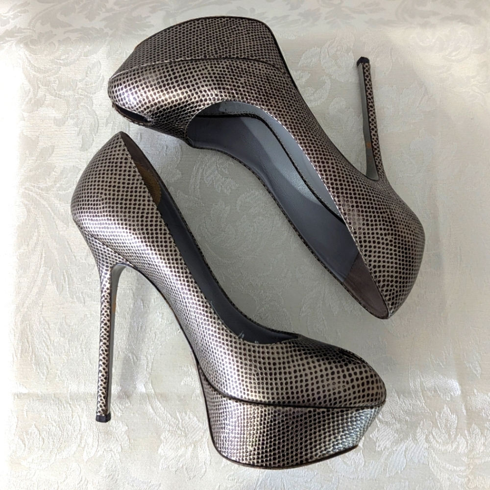 Sergio RossiLeather Animal Print  PumpsWomen's Size: 38